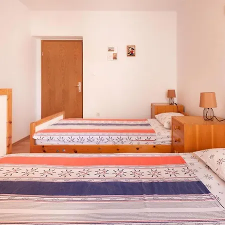Boris - 30 M From Beach Apartament