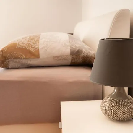 Apartament Boris - 30 M From Beach Trogir