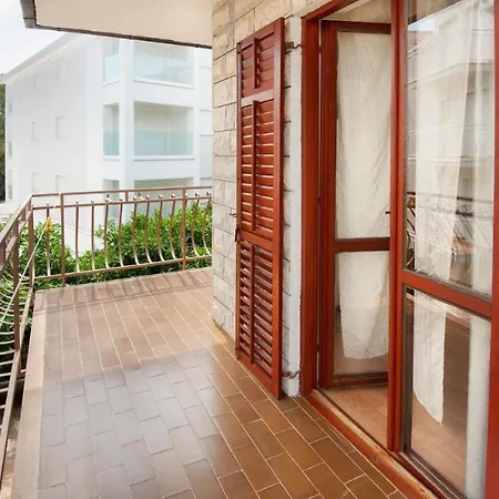 Boris - 30 M From Beach * Trogir